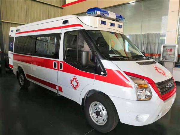 临洮县福特V362救护车
